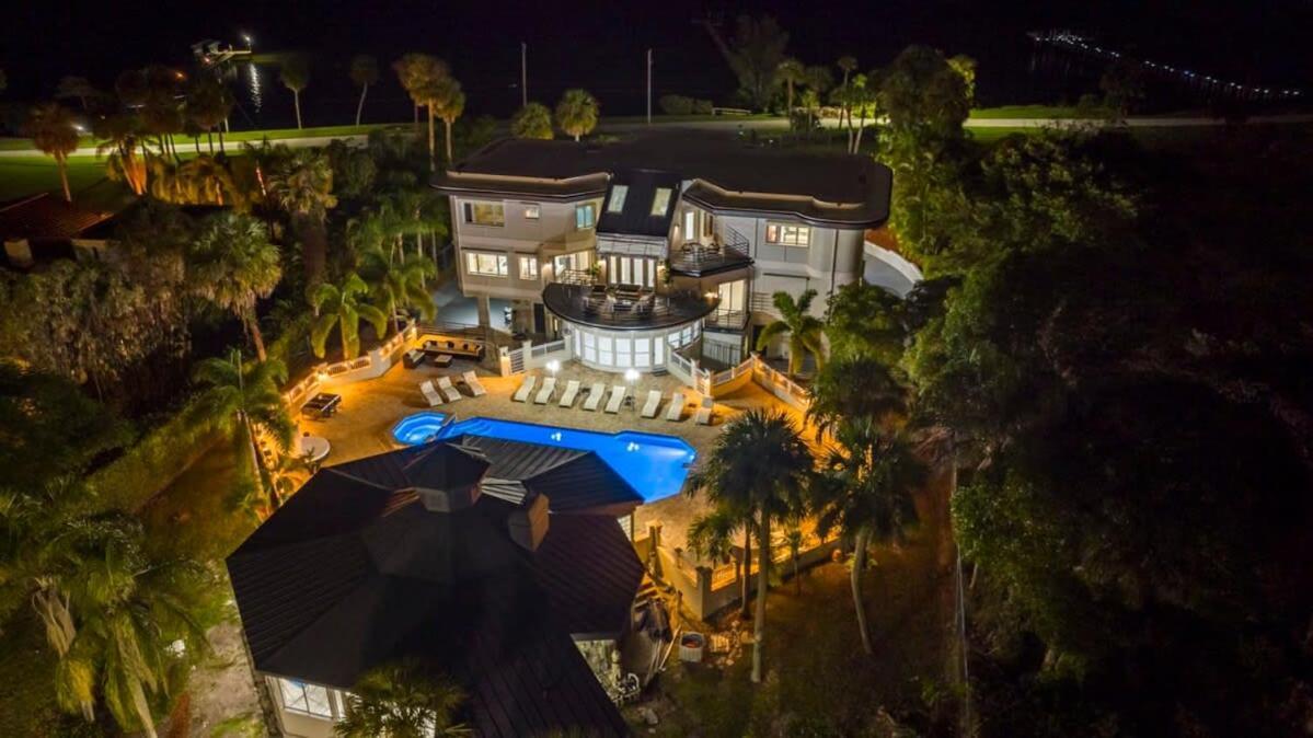 9000 Sf Waterfront Mansion Pool Boat Dock Theater Villa Fort Pierce Exterior photo